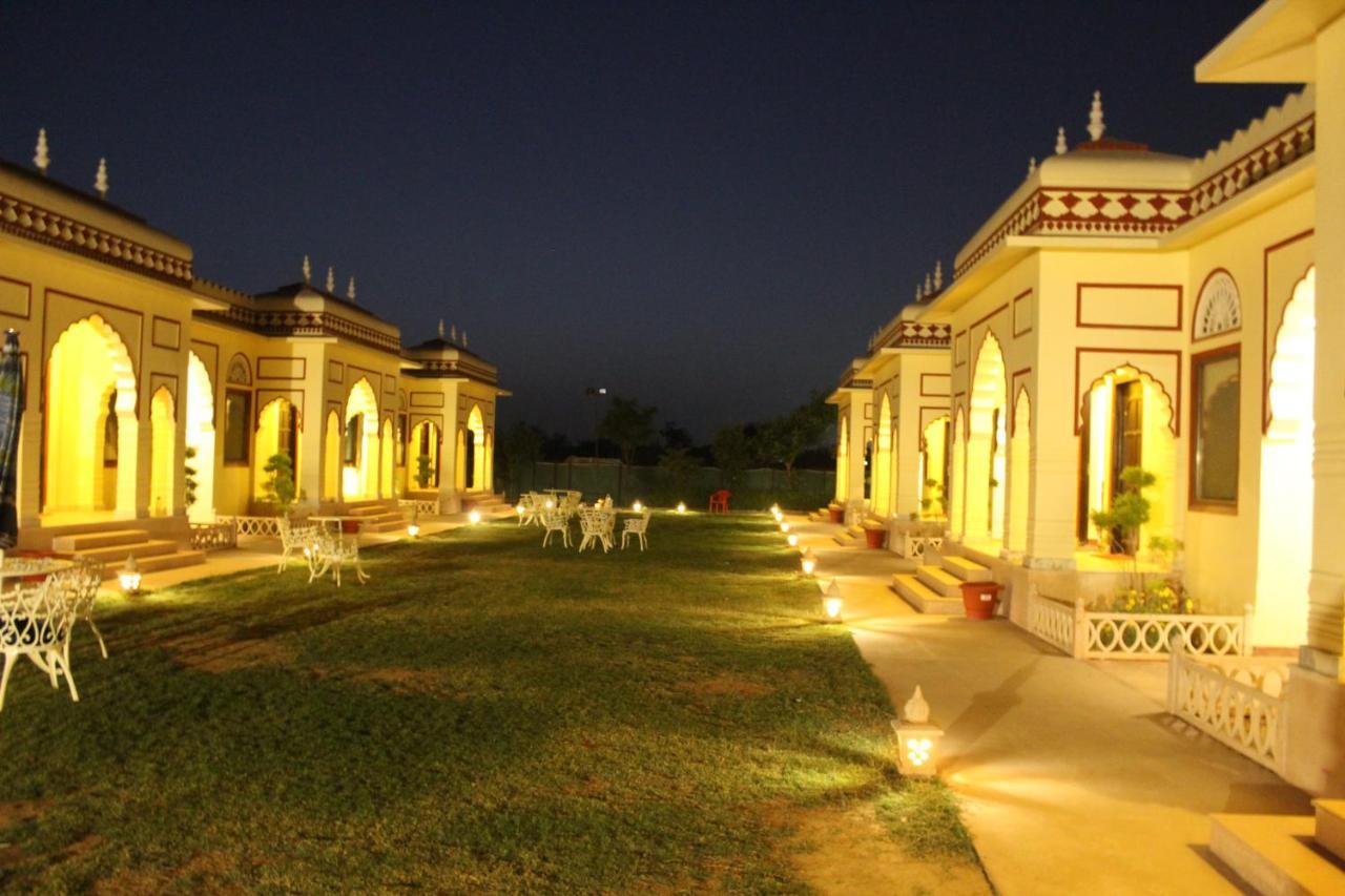 Hotel The Grand Barso Bharatpur Zewnętrze zdjęcie