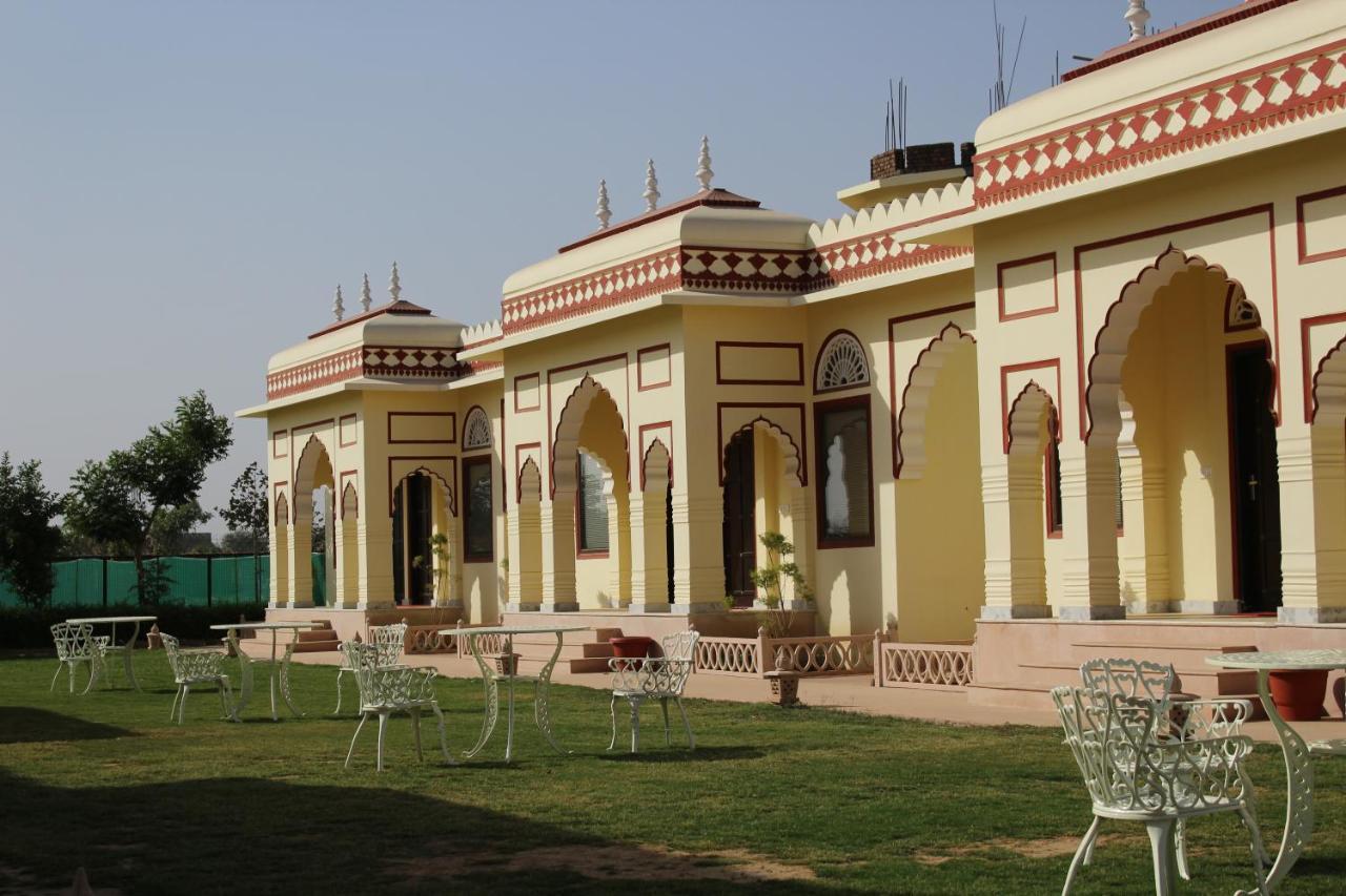 Hotel The Grand Barso Bharatpur Zewnętrze zdjęcie