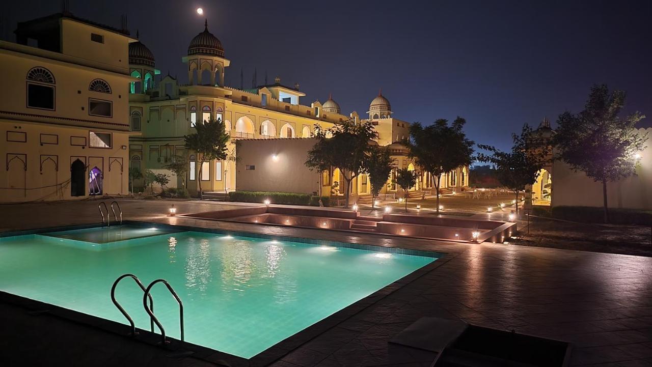 Hotel The Grand Barso Bharatpur Zewnętrze zdjęcie
