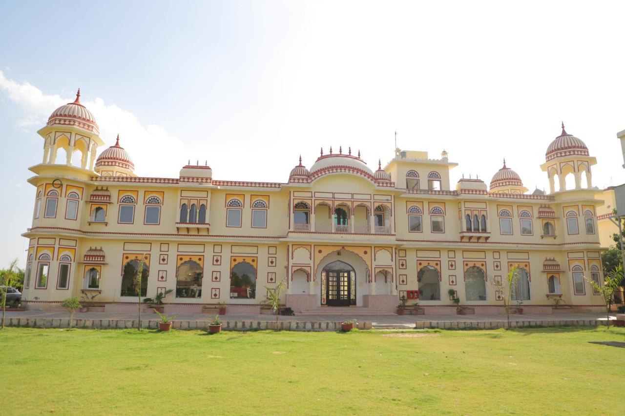 Hotel The Grand Barso Bharatpur Zewnętrze zdjęcie