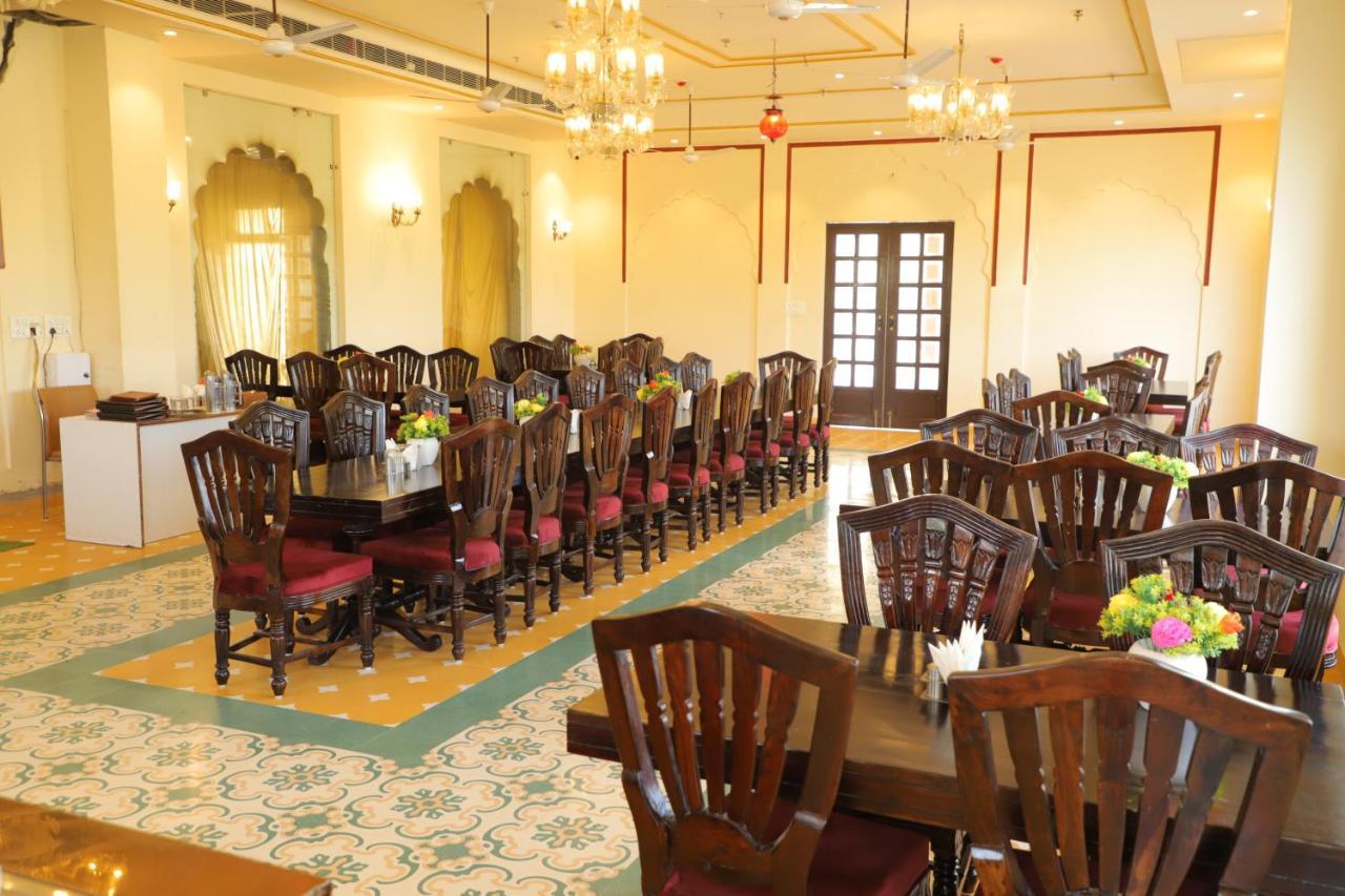 Hotel The Grand Barso Bharatpur Zewnętrze zdjęcie