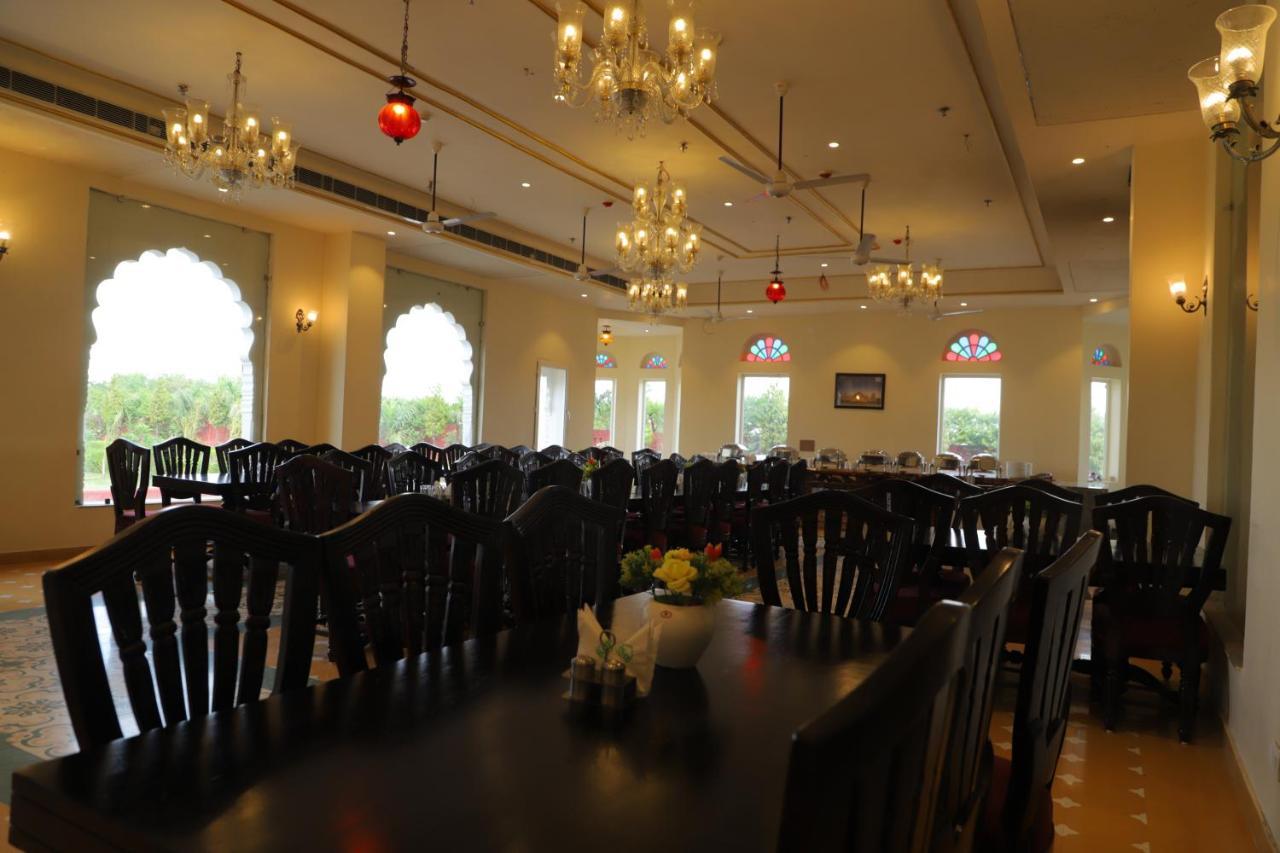 Hotel The Grand Barso Bharatpur Zewnętrze zdjęcie